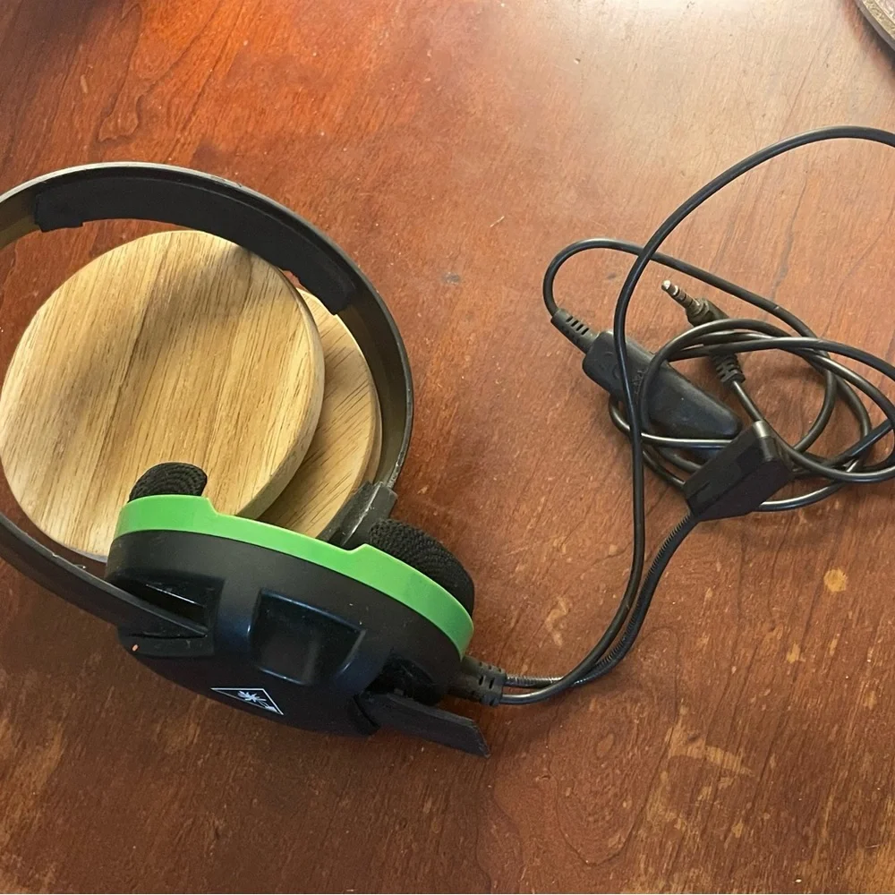 Turtle beach ear force Xbox 360 headset